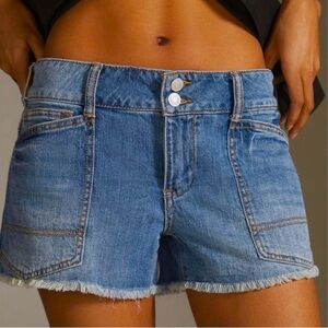 *LIKE NEW* Anthropologie - The Pilcro Women’s Wanderer Denim Shorts Size 30
